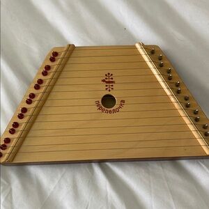 Music maker NWT